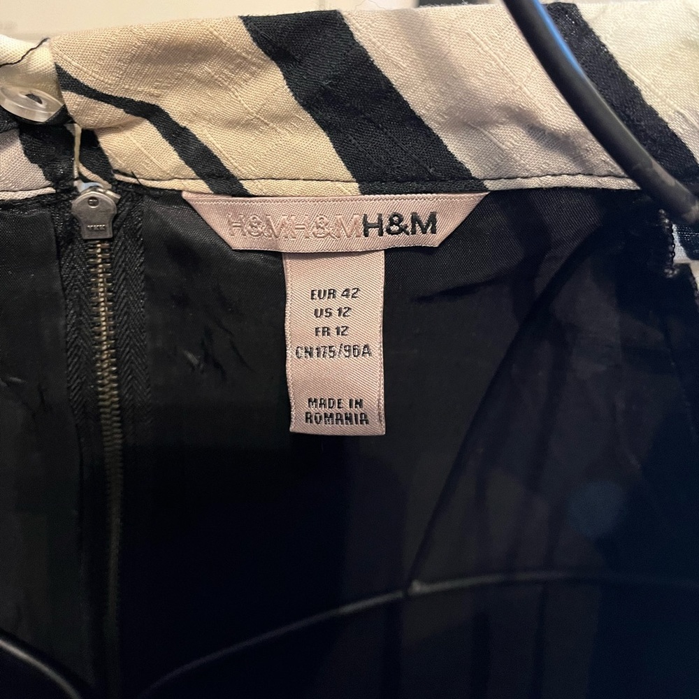 HM DRESS - Picture 4 of 10